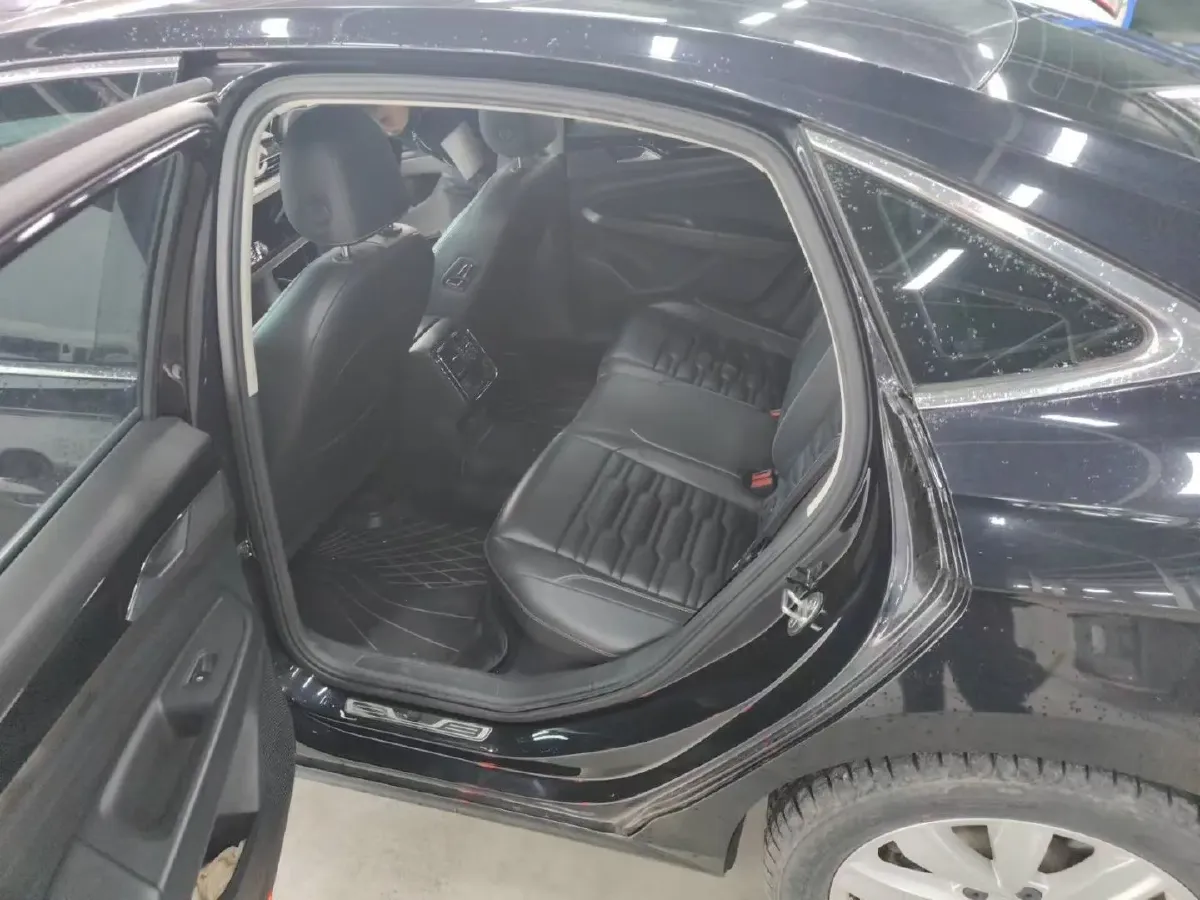 2020 Volkswagen Passat 2.0T 186HP L4 7DCT,autocango,china used car exporter,china ev exporter,chinese used car exporter,chinese used ev exporter