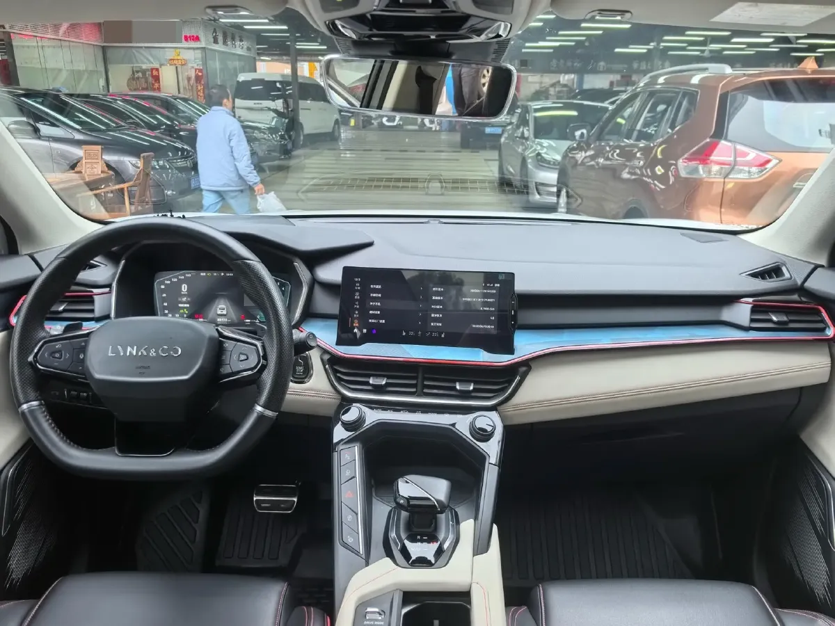 2020 LYNK&CO 06 1.5T 177HP L3 7DCT,autocango,china used car exporter,china ev exporter,chinese used car exporter,chinese used ev exporter