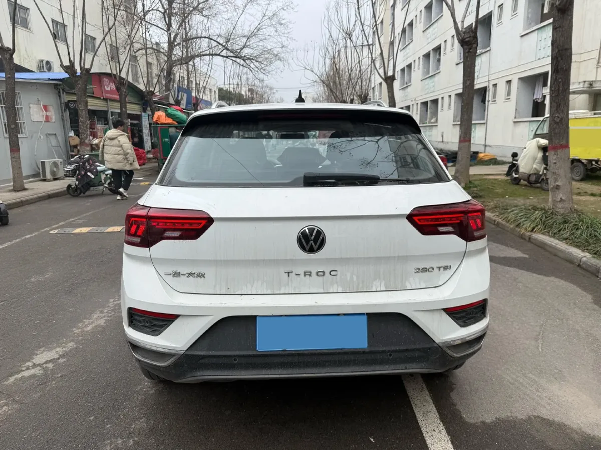 2022 Volkswagen T-Roc 1.4T 150HP L4 7DCT,autocango,china used car exporter,china ev exporter,chinese used car exporter,chinese used ev exporter