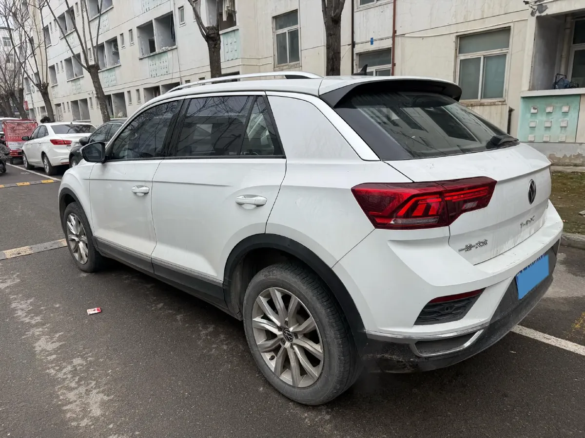 2022 Volkswagen T-Roc 1.4T 150HP L4 7DCT,autocango,china used car exporter,china ev exporter,chinese used car exporter,chinese used ev exporter