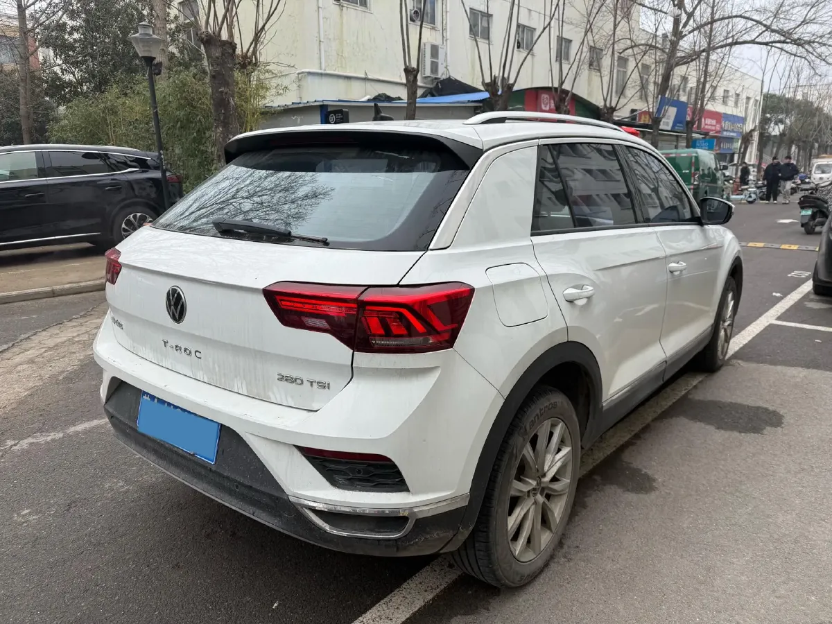 2022 Volkswagen T-Roc 1.4T 150HP L4 7DCT,autocango,china used car exporter,china ev exporter,chinese used car exporter,chinese used ev exporter