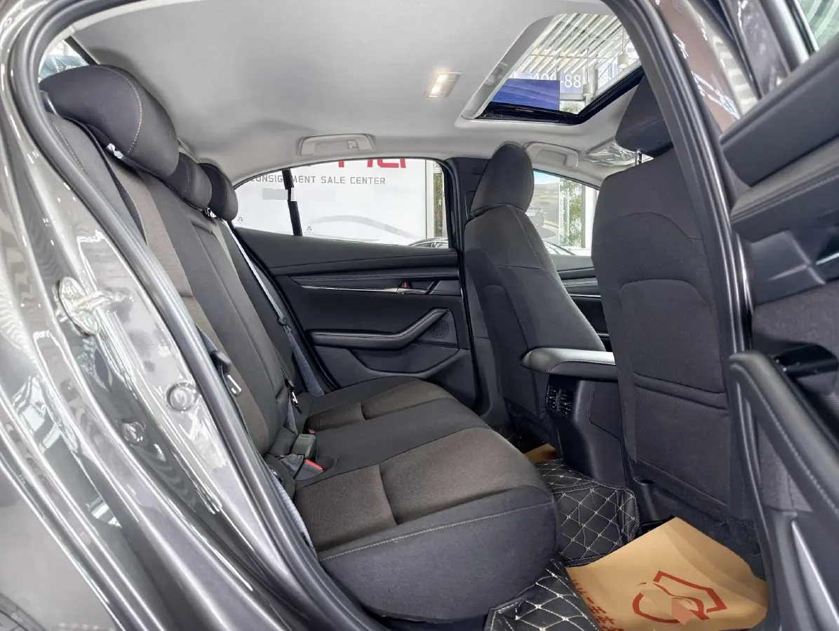 2025 Mazda 3 Axela 2.0L 158HP L4 6AT,autocango,china used car exporter,china ev exporter,chinese used car exporter,chinese used ev exporter