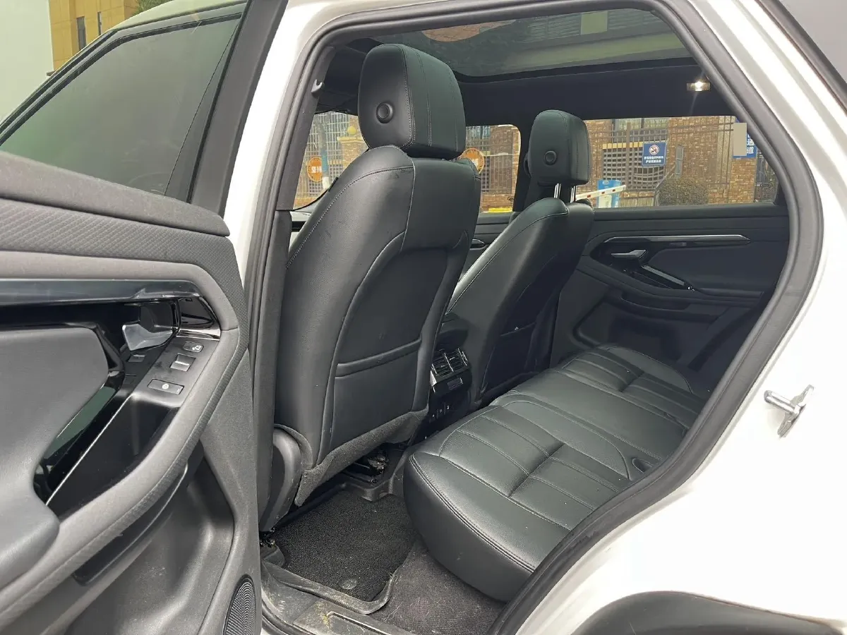 2020 Land Rover Range Rover Evoque 2.0T 249HP L4 9AT,autocango,china used car exporter,china ev exporter,chinese used car exporter,chinese used ev exporter