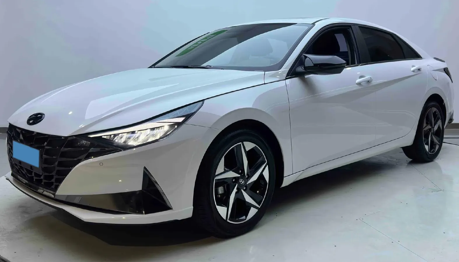 2022 Hyundai Elantra 1.5L 115HP L4 CVT,autocango,china used car exporter,china ev exporter,chinese used car exporter,chinese used ev exporter