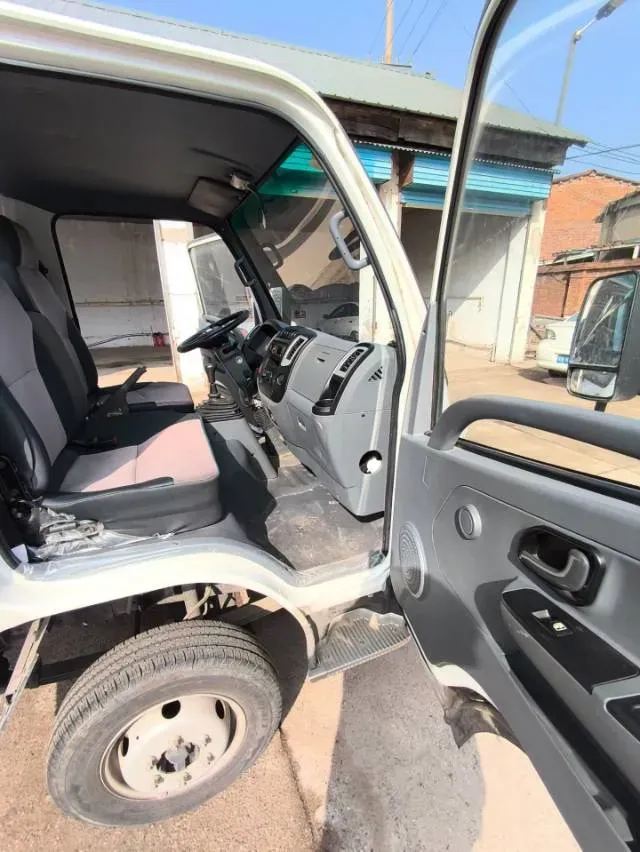 2023 DongFeng DFSK D71 1.6L 122HP L4 5MT,autocango,china used car exporter,china ev exporter,chinese used car exporter,chinese used ev exporter