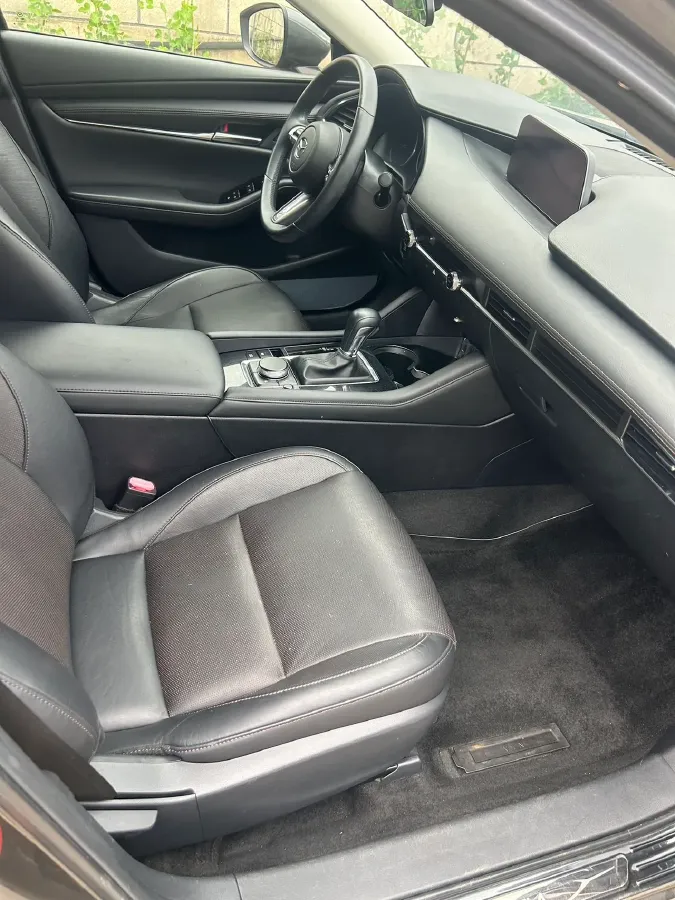 2020 Mazda 3 Axela 2.0L 158HP L4 6AT,autocango,china used car exporter,china ev exporter,chinese used car exporter,chinese used ev exporter