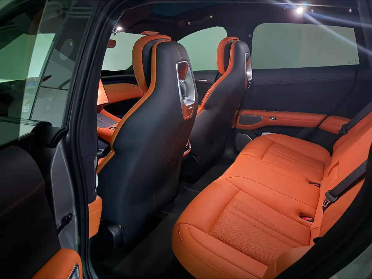 2025 MI YU7 BEV 101.7KWH,autocango,china used car exporter,china ev exporter,chinese used car exporter,chinese used ev exporter