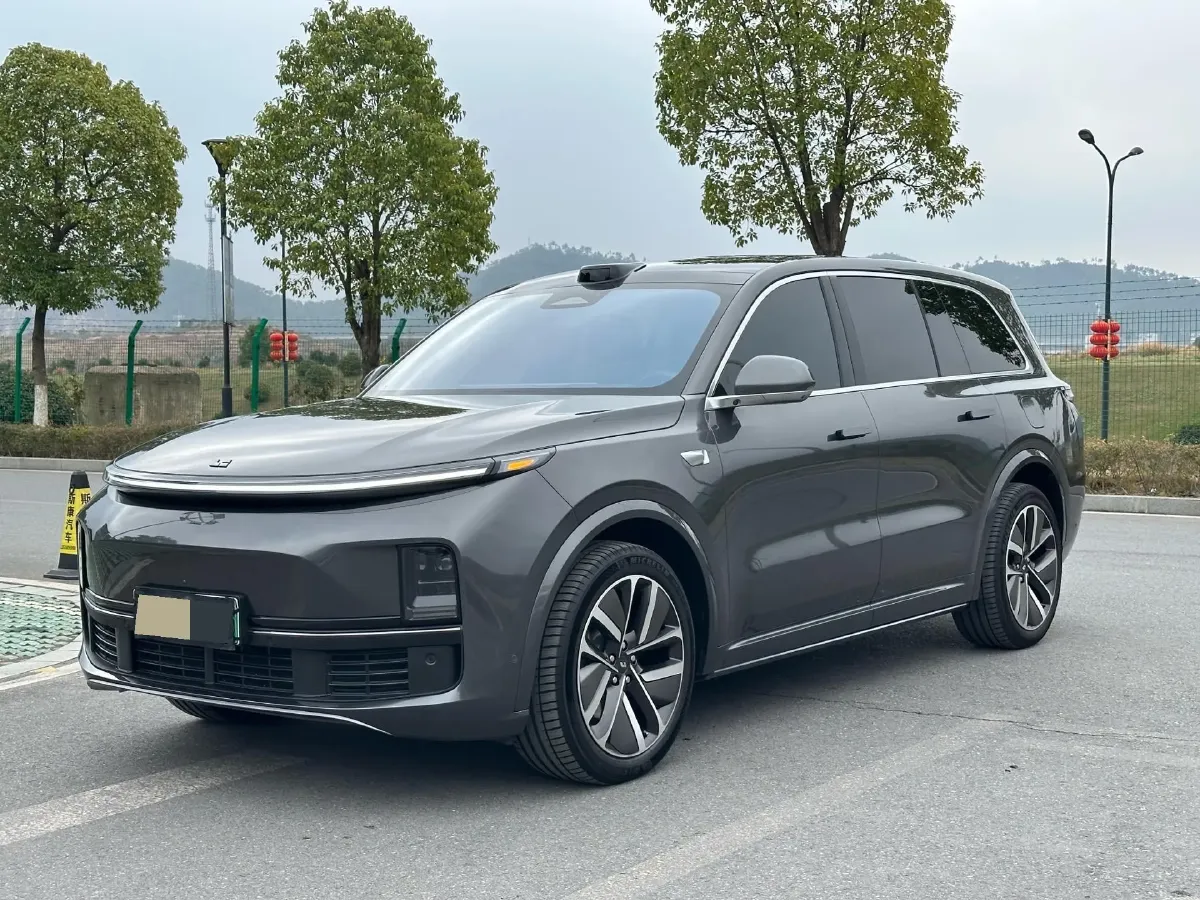 2022 Li L9 Range Extended 154HP REEV 42.6KWH,autocango,china used car exporter,china ev exporter,chinese used car exporter,chinese used ev exporter