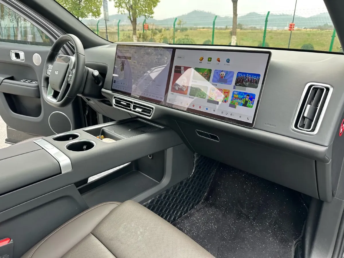 2022 Li L9 Range Extended 154HP REEV 42.6KWH,autocango,china used car exporter,china ev exporter,chinese used car exporter,chinese used ev exporter