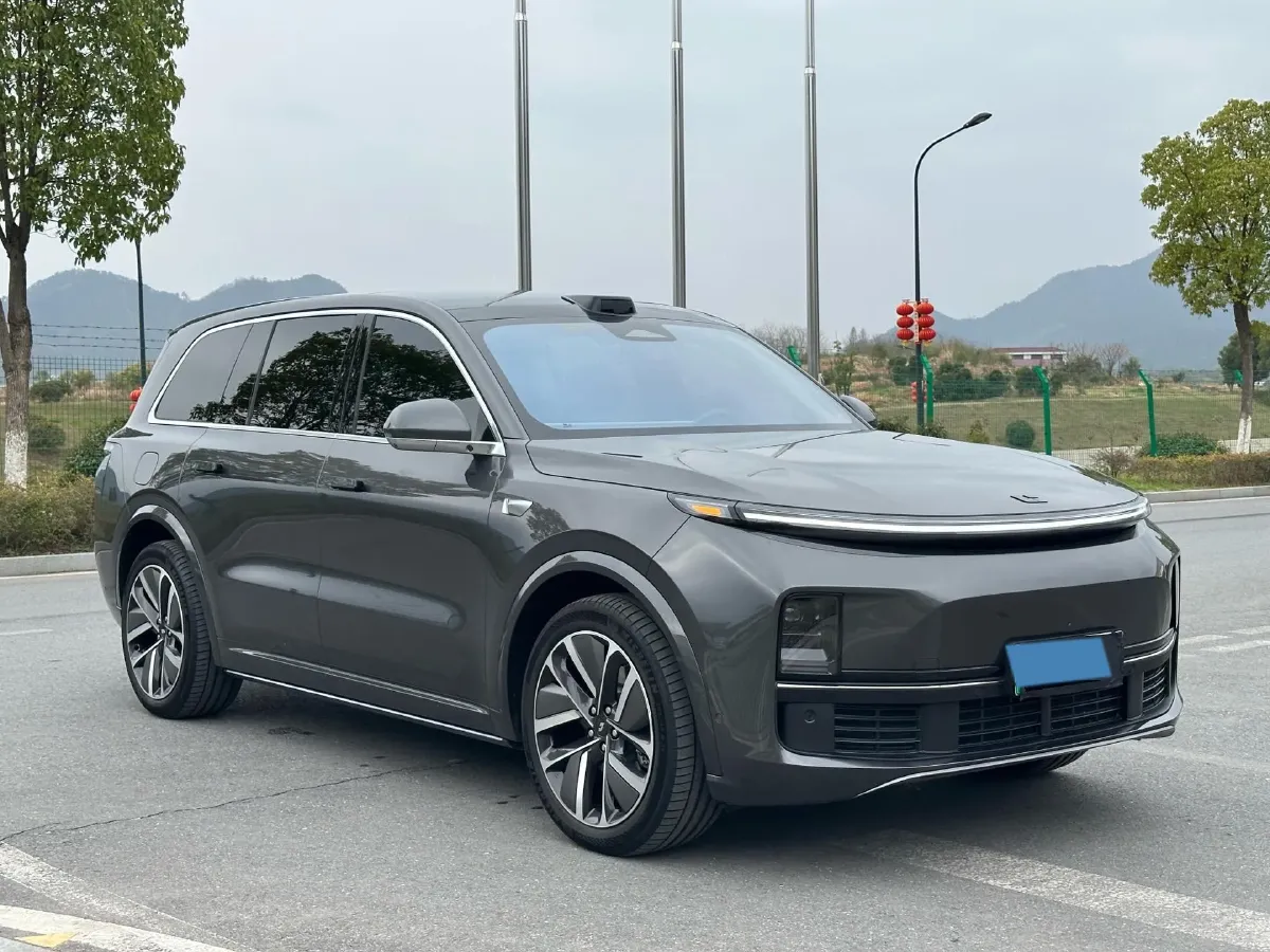 2022 Li L9 Range Extended 154HP REEV 42.6KWH,autocango,china used car exporter,china ev exporter,chinese used car exporter,chinese used ev exporter