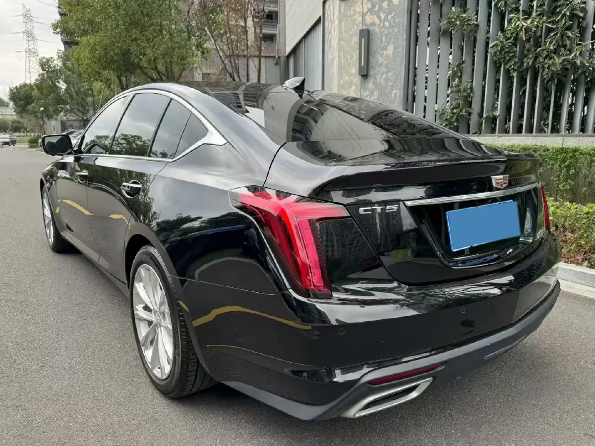 2022 Cadillac CT5 2.0T 237HP L4 10AT,autocango,china used car exporter,china ev exporter,chinese used car exporter,chinese used ev exporter
