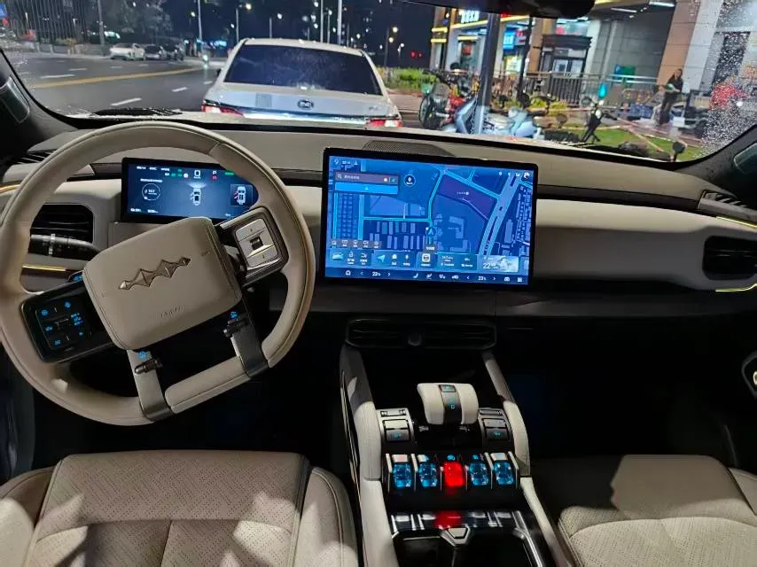 2025 FangChengBao Tai 3 BEV,autocango,china used car exporter,china ev exporter,chinese used car exporter,chinese used ev exporter