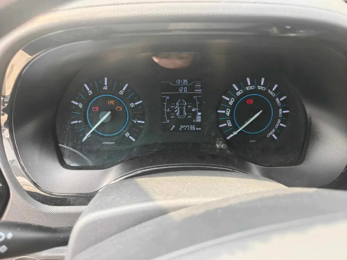 2018 Chery Tiggo 3 1.6L 126HP L4 5MT,autocango,china used car exporter,china ev exporter,chinese used car exporter,chinese used ev exporter