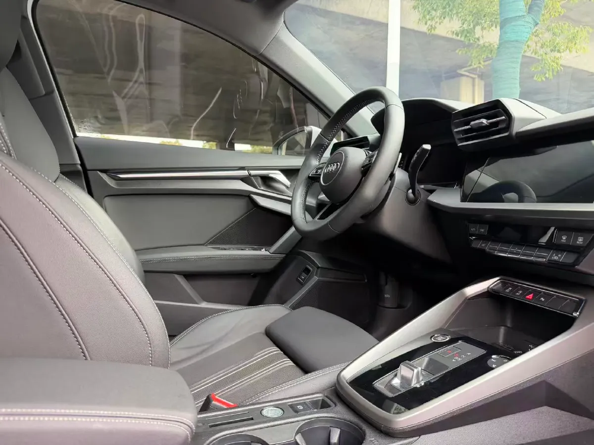 2022 Audi A3 1.4T 150HP L4 7DCT,autocango,china used car exporter,china ev exporter,chinese used car exporter,chinese used ev exporter