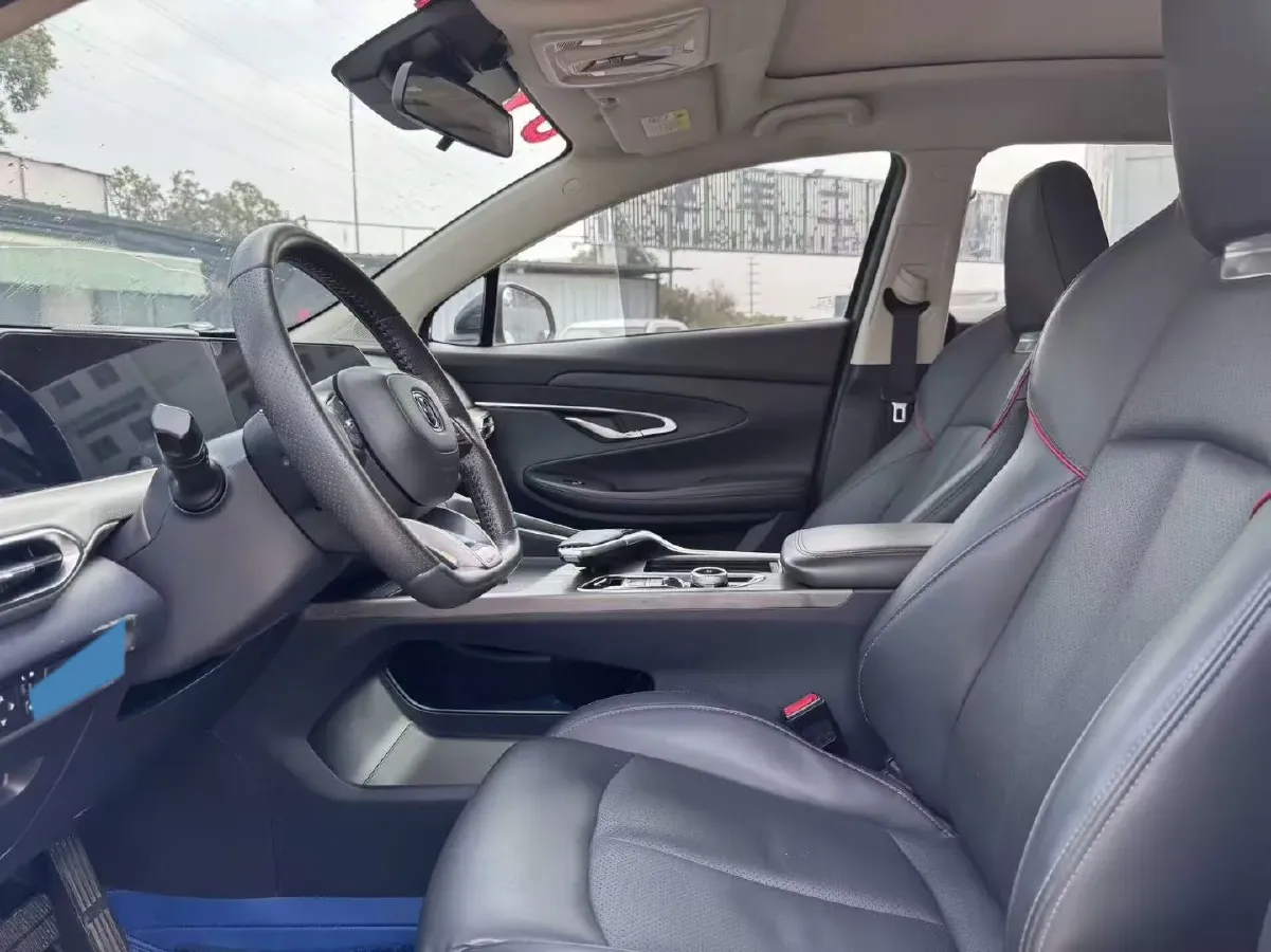 2021 ChangAn UNI-T 1.5T 180HP L4 7DCT,autocango,china used car exporter,china ev exporter,chinese used car exporter,chinese used ev exporter