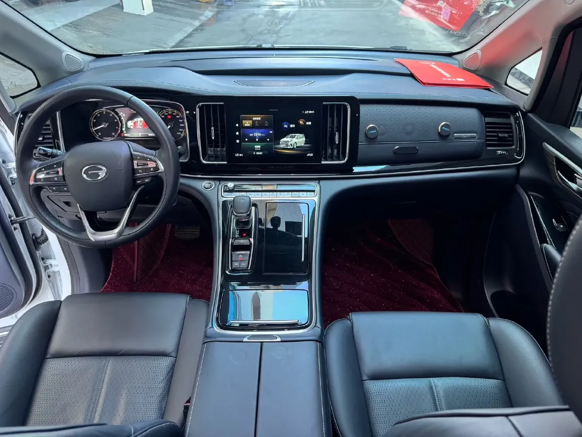 2021 GAC Trumpchi M8 2.0T 252HP L4 8AT,autocango,china used car exporter,china ev exporter,chinese used car exporter,chinese used ev exporter