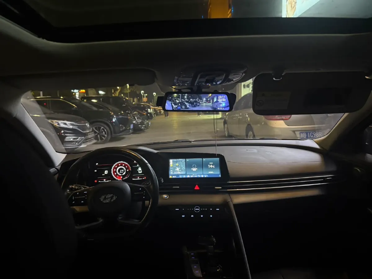 2021 Hyundai Elantra 1.5L 115HP L4 CVT,autocango,china used car exporter,china ev exporter,chinese used car exporter,chinese used ev exporter