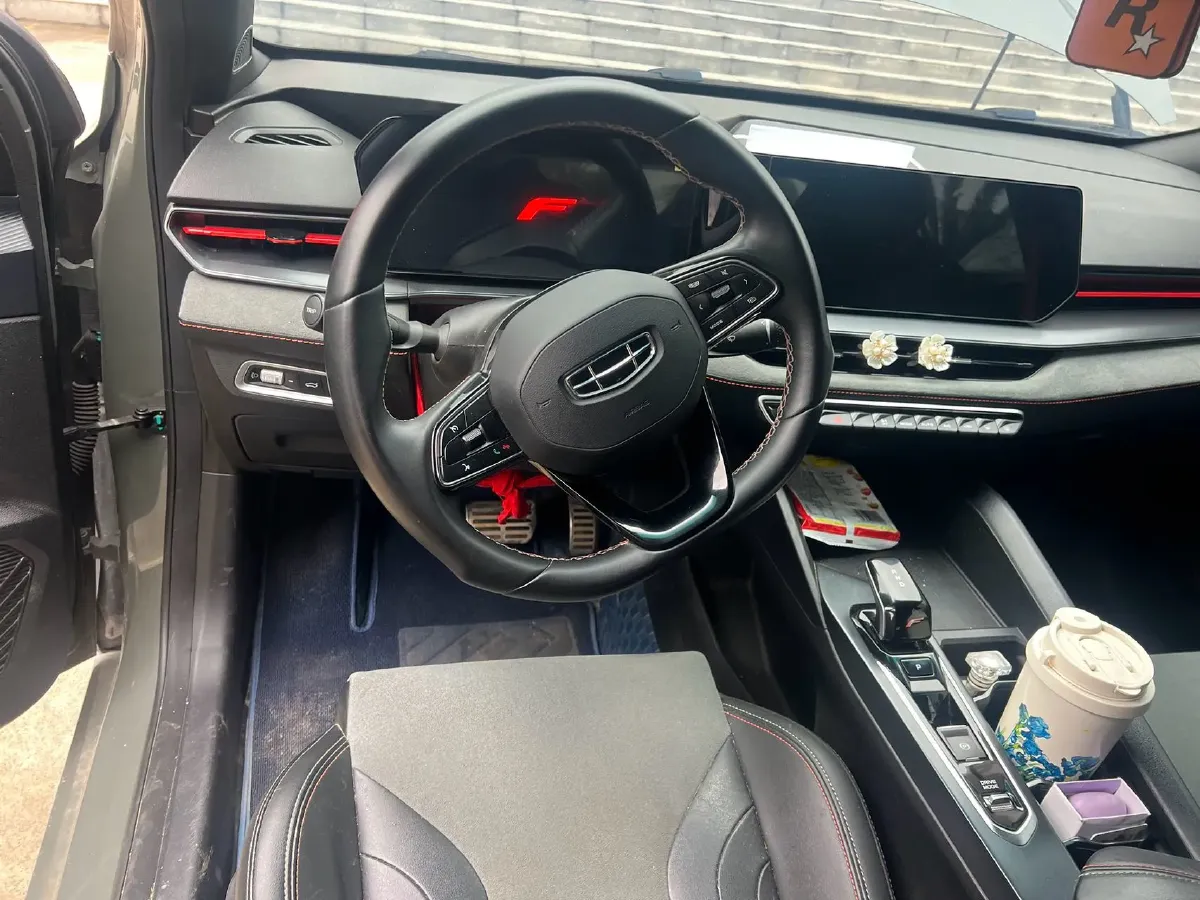 2022 Geely Binray 1.5T 181HP L4 7DCT,autocango,china used car exporter,china ev exporter,chinese used car exporter,chinese used ev exporter