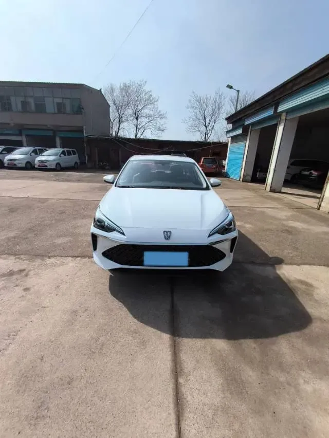2023 Roewe i5 1.5L 129HP L4 CVT,autocango,china used car exporter,china ev exporter,chinese used car exporter,chinese used ev exporter