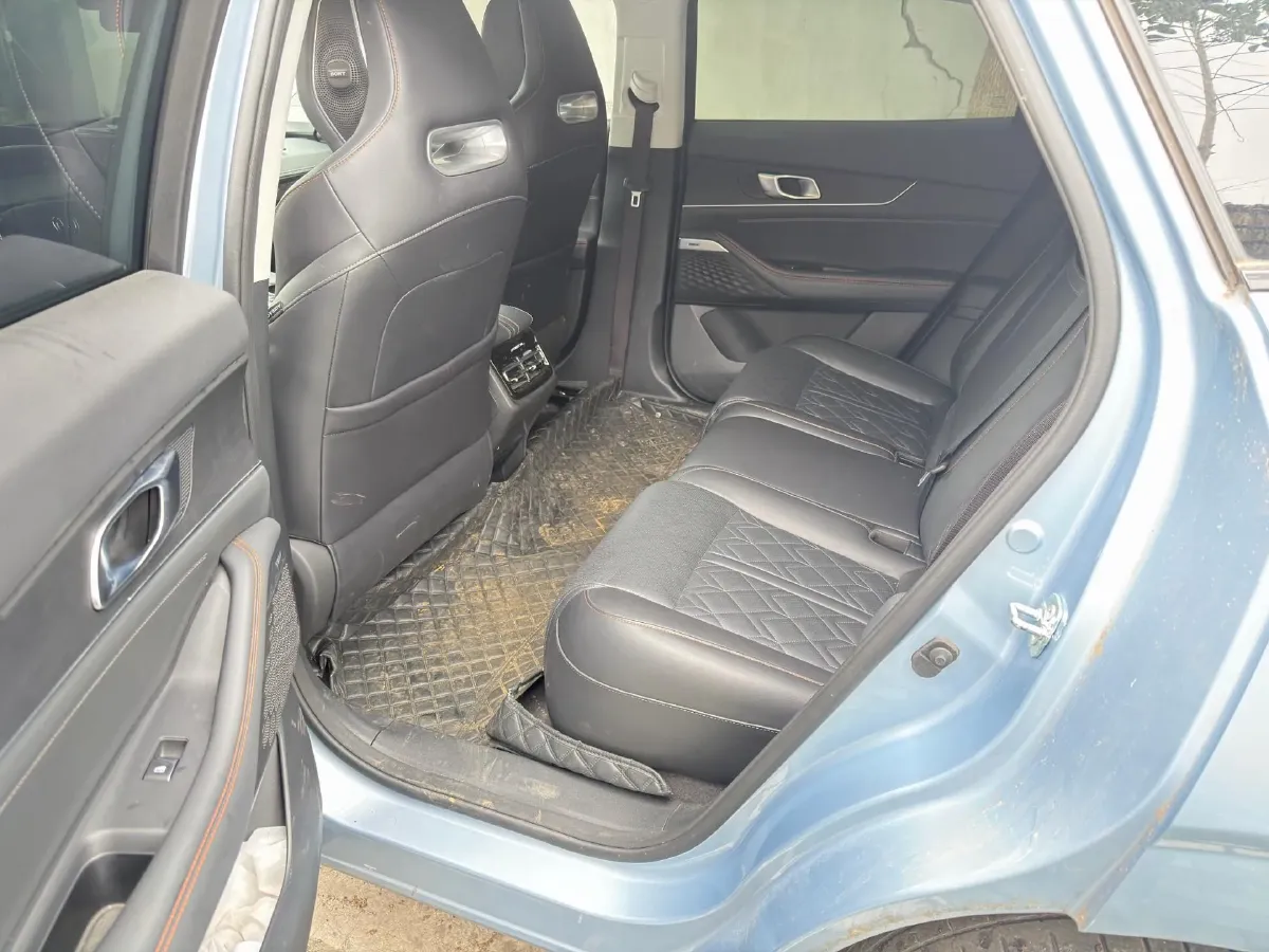 2021 ChangAn UNI-K 2.0T 233HP L4 8AT,autocango,china used car exporter,china ev exporter,chinese used car exporter,chinese used ev exporter