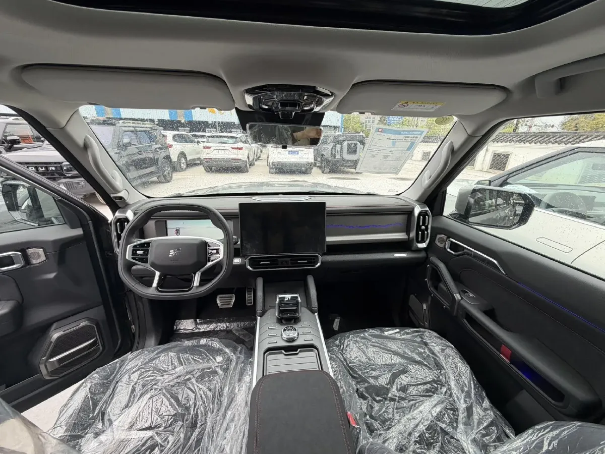 2024 Jetour ShanHai TravellerC-DM 1.5T 156HP L4 3DHT PHEV 43.24KWH,autocango,china used car exporter,china ev exporter,chinese used car exporter,chinese used ev exporter