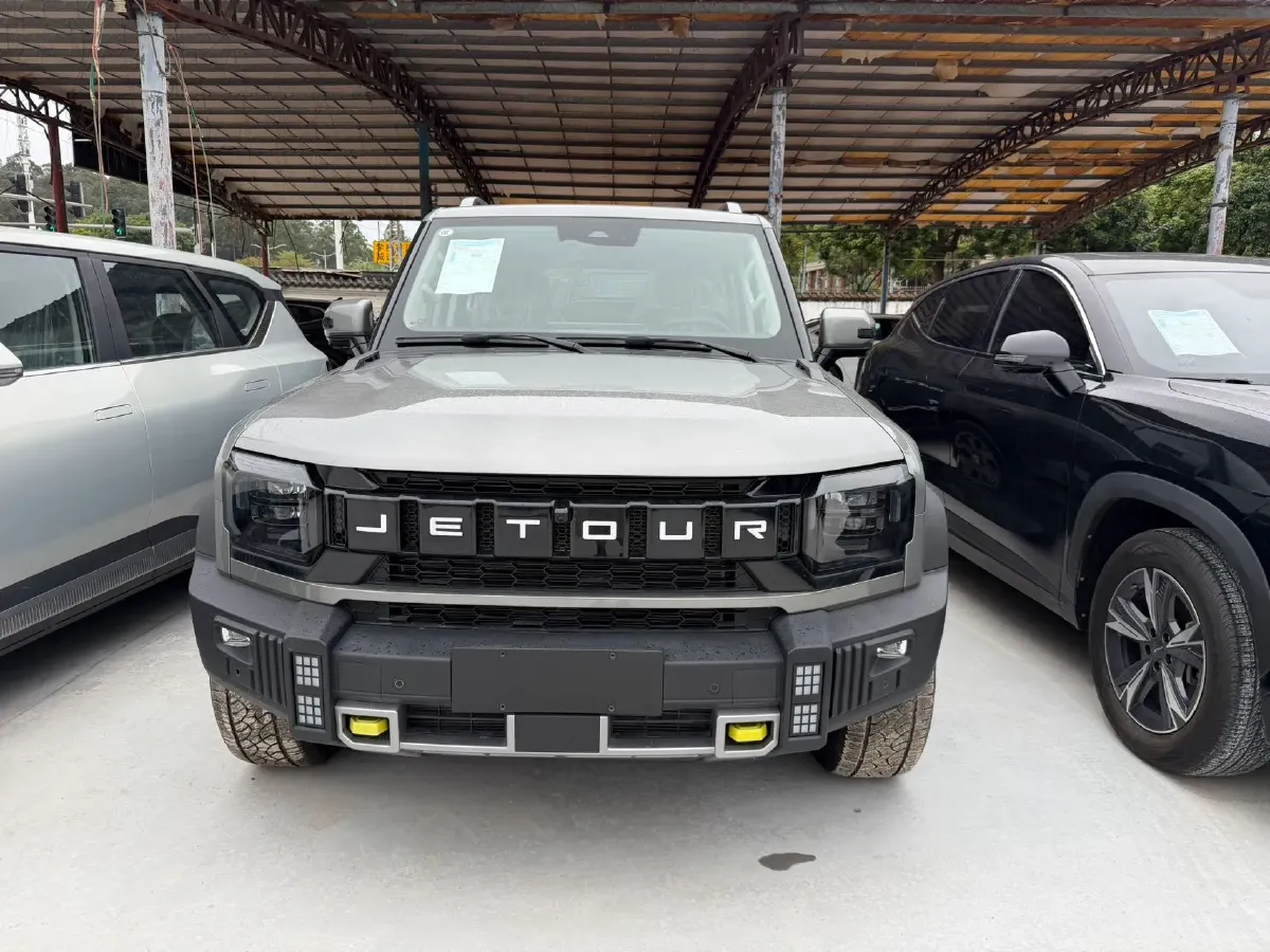 2024 Jetour ShanHai TravellerC-DM 1.5T 156HP L4 3DHT PHEV 43.24KWH,autocango,china used car exporter,china ev exporter,chinese used car exporter,chinese used ev exporter