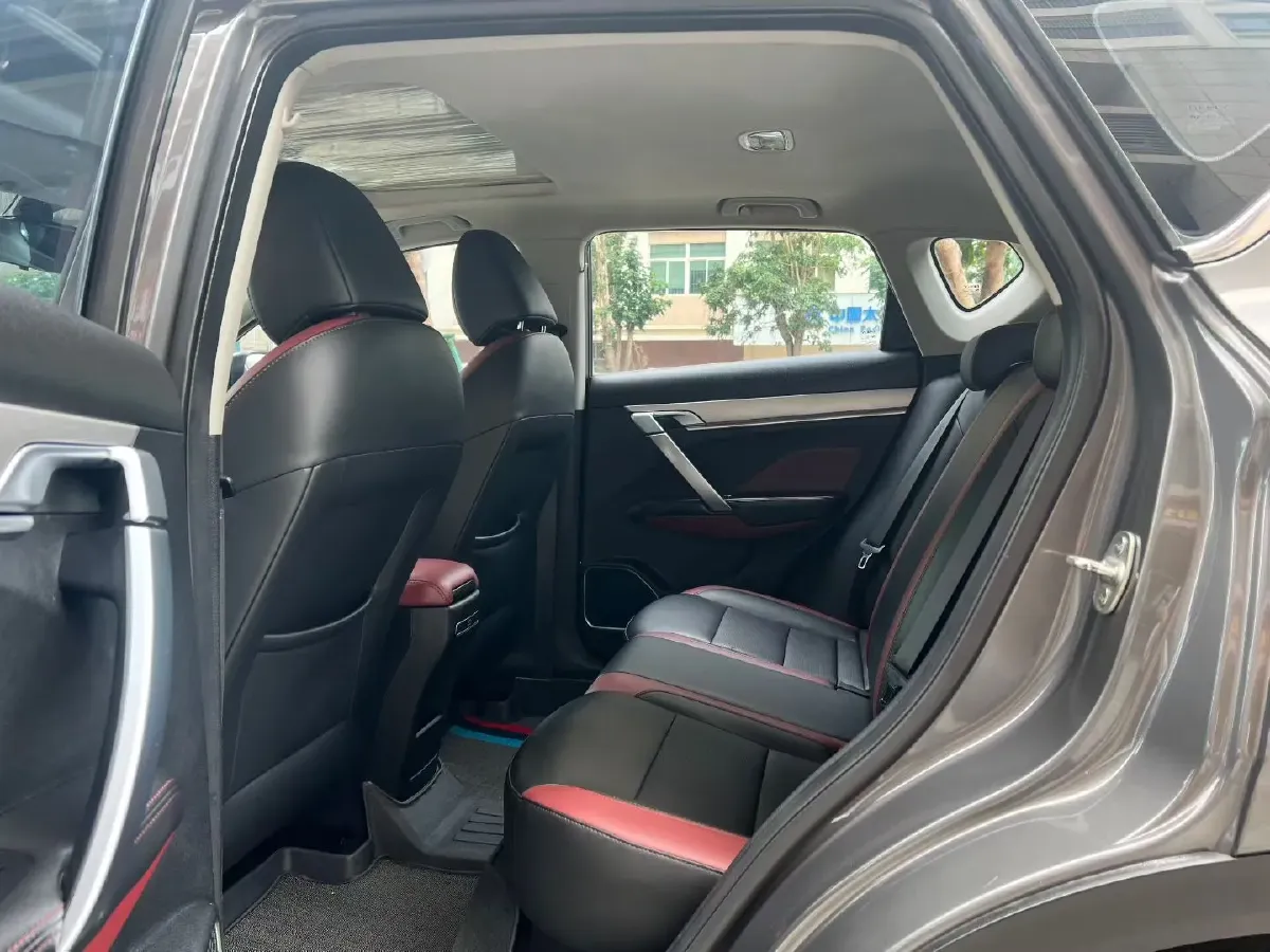 2021 Geely Coolray 1.4T 141HP L4 6DCT,autocango,china used car exporter,china ev exporter,chinese used car exporter,chinese used ev exporter