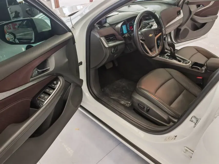 2018 Chevrolet Malibu 1.5T 170HP L4 6AT,autocango,china used car exporter,china ev exporter,chinese used car exporter,chinese used ev exporter