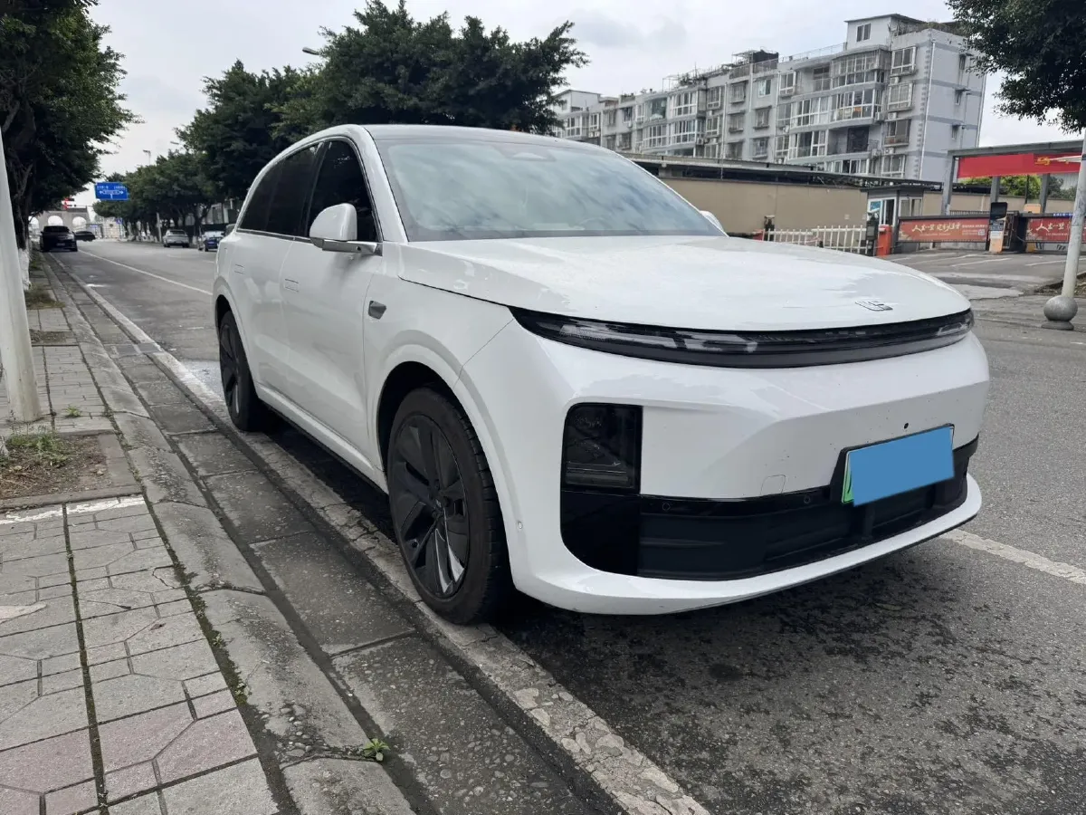 2024 Li L6 Range Extended 154HP L4 REEV 36.8KWH,autocango,china used car exporter,china ev exporter,chinese used car exporter,chinese used ev exporter