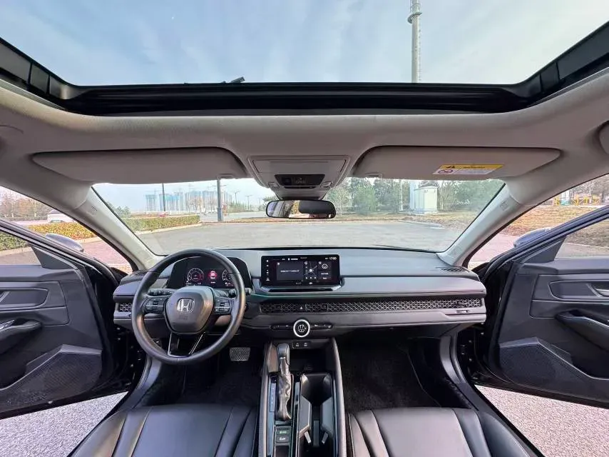 2023 Honda Accord 1.5T 192HP L4 CVT,autocango,china used car exporter,china ev exporter,chinese used car exporter,chinese used ev exporter