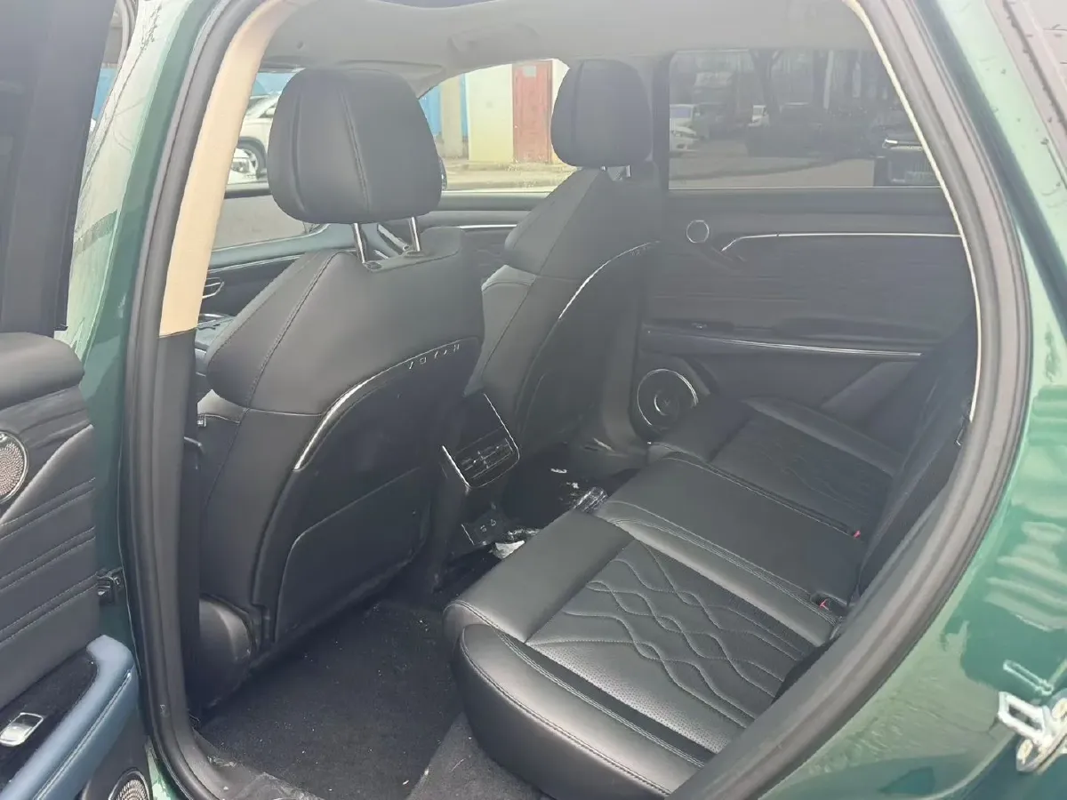 2024 Voyah FREE 1.5T 150HP L4 REEV 39.2KWH,autocango,china used car exporter,china ev exporter,chinese used car exporter,chinese used ev exporter