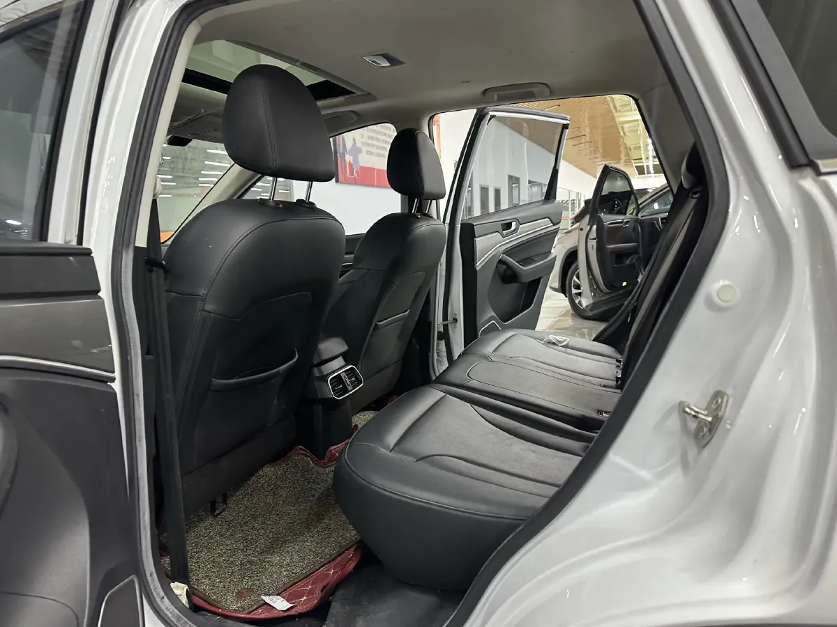 2018 Haval H6 1.5T 150HP L4 7DCT,autocango,china used car exporter,china ev exporter,chinese used car exporter,chinese used ev exporter