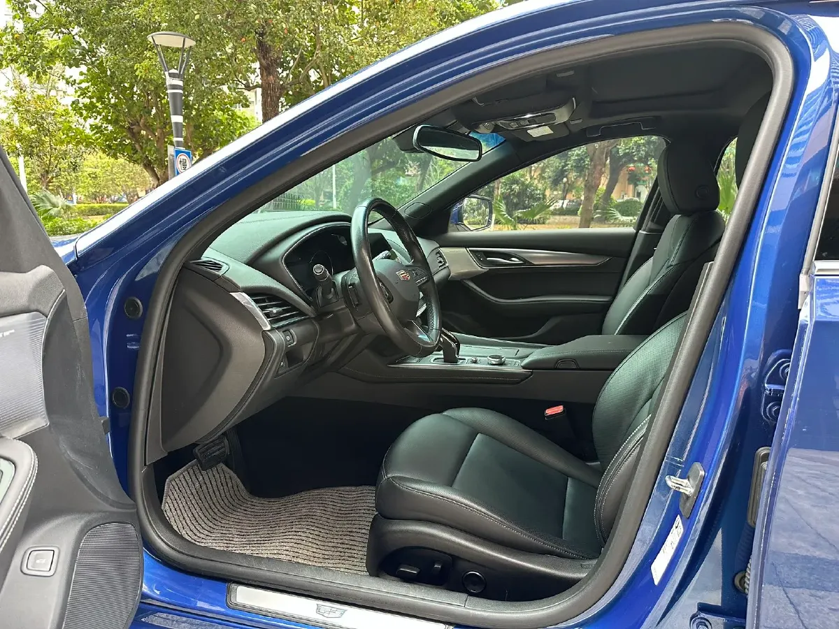 2020 Cadillac CT5 2.0T 237HP L4 10AT,autocango,china used car exporter,china ev exporter,chinese used car exporter,chinese used ev exporter