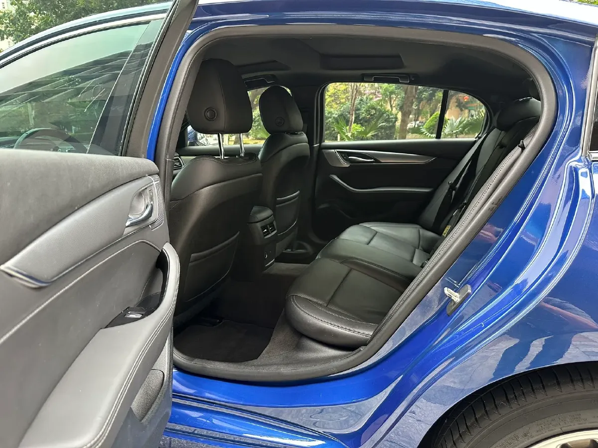 2020 Cadillac CT5 2.0T 237HP L4 10AT,autocango,china used car exporter,china ev exporter,chinese used car exporter,chinese used ev exporter