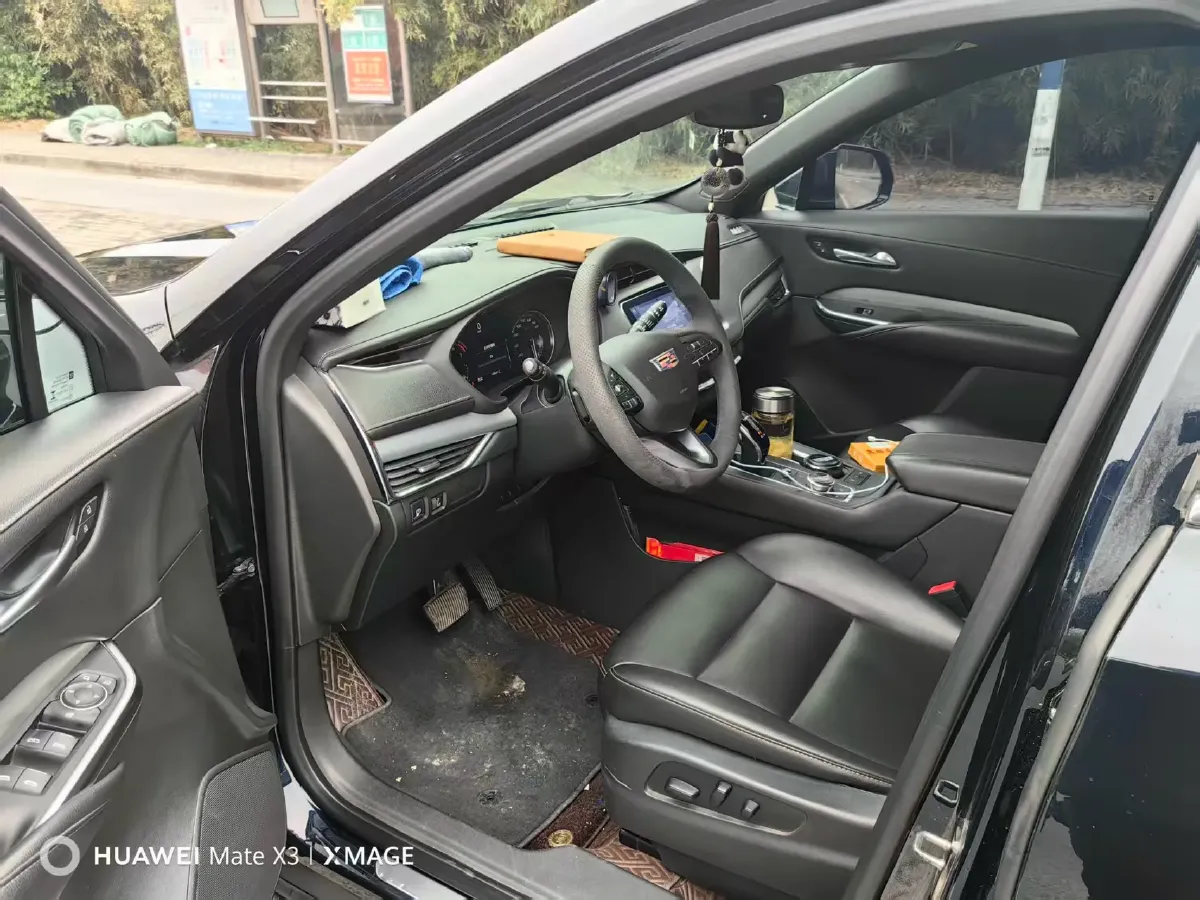 2021 Cadillac XT4 2.0T 237HP L4 9AT,autocango,china used car exporter,china ev exporter,chinese used car exporter,chinese used ev exporter