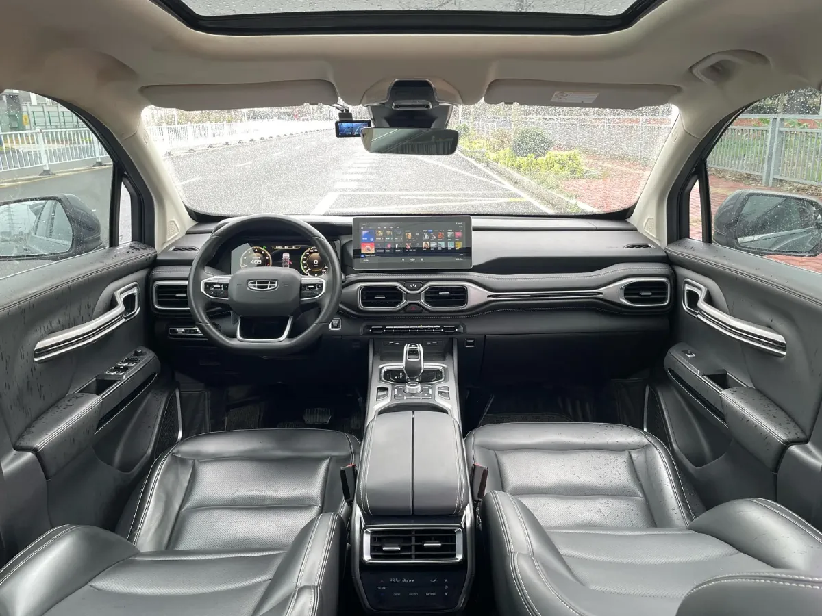 2020 Geely Okavango 1.8T 184HP L4 7DCT,autocango,china used car exporter,china ev exporter,chinese used car exporter,chinese used ev exporter