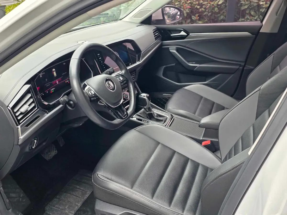 2021 Volkswagen Sagitar 1.2T 116HP L4 7DCT,autocango,china used car exporter,china ev exporter,chinese used car exporter,chinese used ev exporter