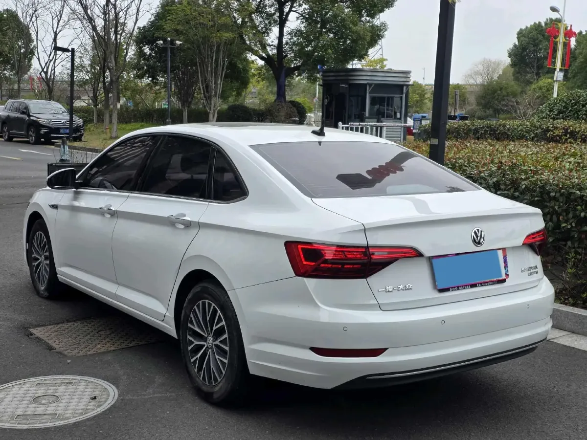 2021 Volkswagen Sagitar 1.2T 116HP L4 7DCT,autocango,china used car exporter,china ev exporter,chinese used car exporter,chinese used ev exporter