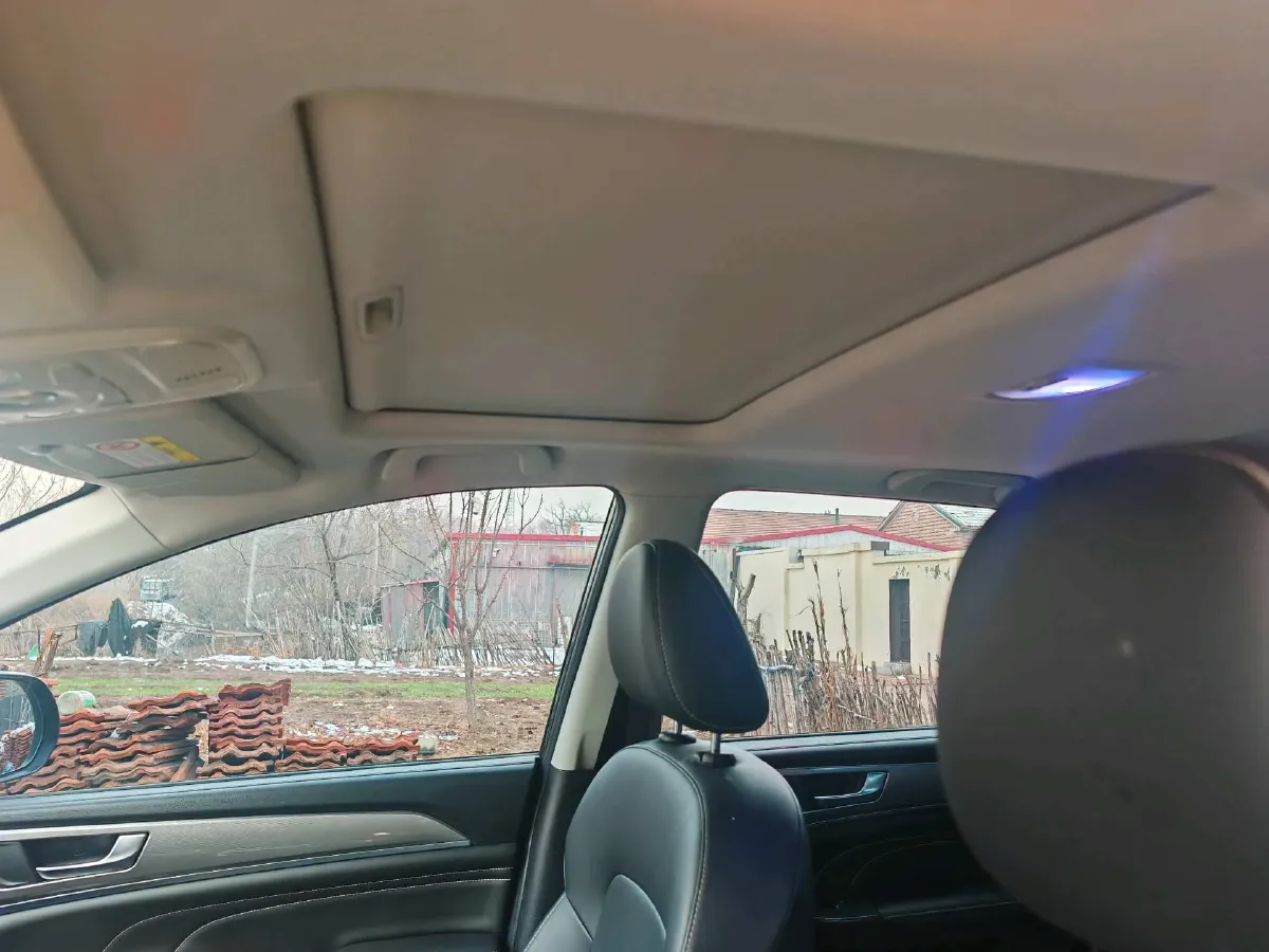 2021 Haval M6 1.5T 150HP L4 7DCT,autocango,china used car exporter,china ev exporter,chinese used car exporter,chinese used ev exporter