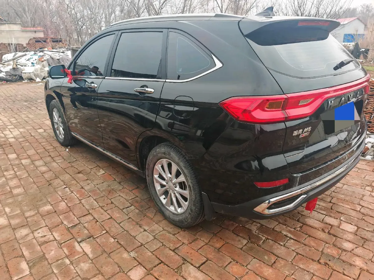 2021 Haval M6 1.5T 150HP L4 7DCT,autocango,china used car exporter,china ev exporter,chinese used car exporter,chinese used ev exporter