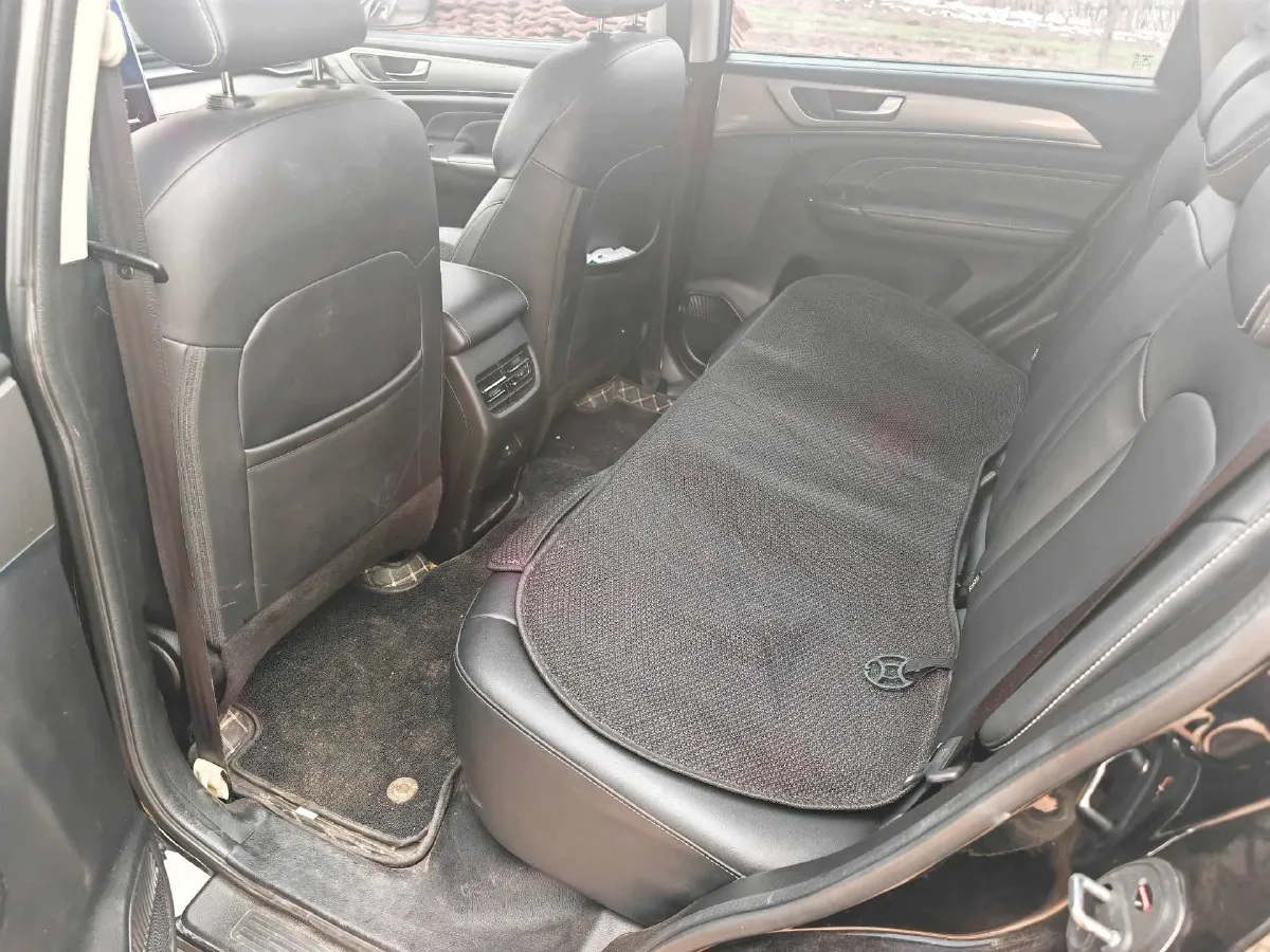 2021 Haval M6 1.5T 150HP L4 7DCT,autocango,china used car exporter,china ev exporter,chinese used car exporter,chinese used ev exporter