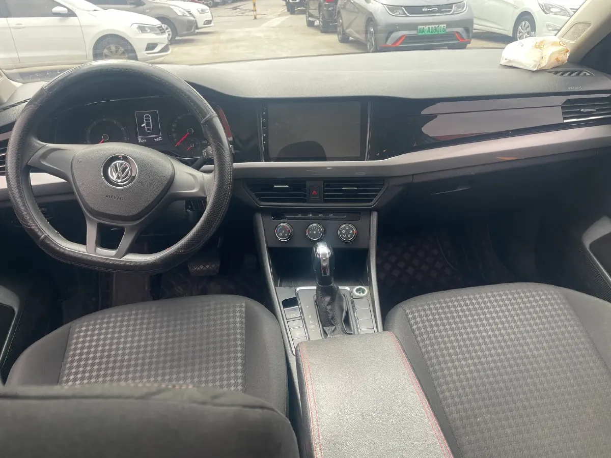 2019 Bestune T77 1.2T 143HP L4 7DCT,autocango,china used car exporter,china ev exporter,chinese used car exporter,chinese used ev exporter