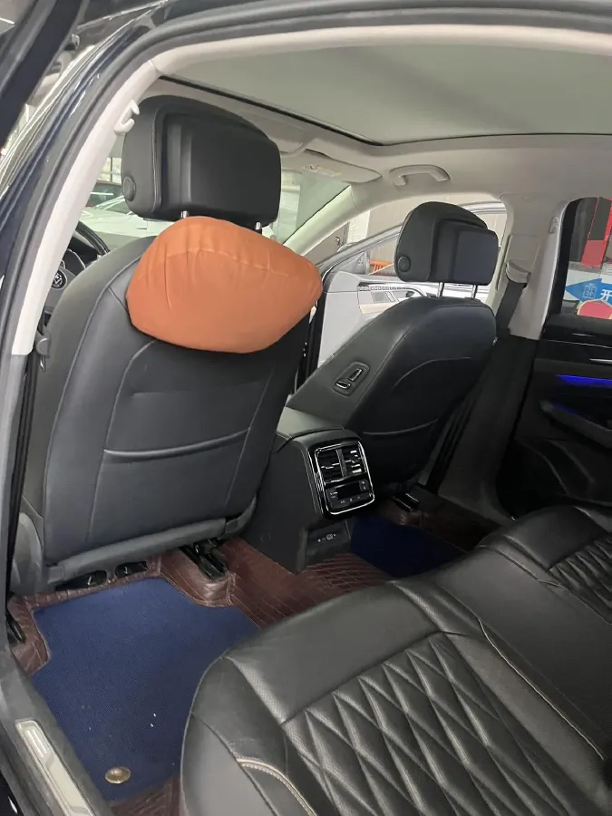 2021 Volkswagen Passat 2.0T 186HP L4 7DCT,autocango,china used car exporter,china ev exporter,chinese used car exporter,chinese used ev exporter