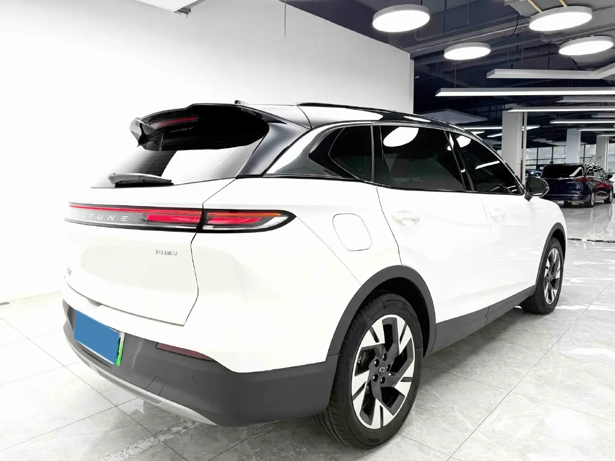 2025 Bestune YueYi 07 1.5T 150HP L4 1DHT PHEV,autocango,china used car exporter,china ev exporter,chinese used car exporter,chinese used ev exporter