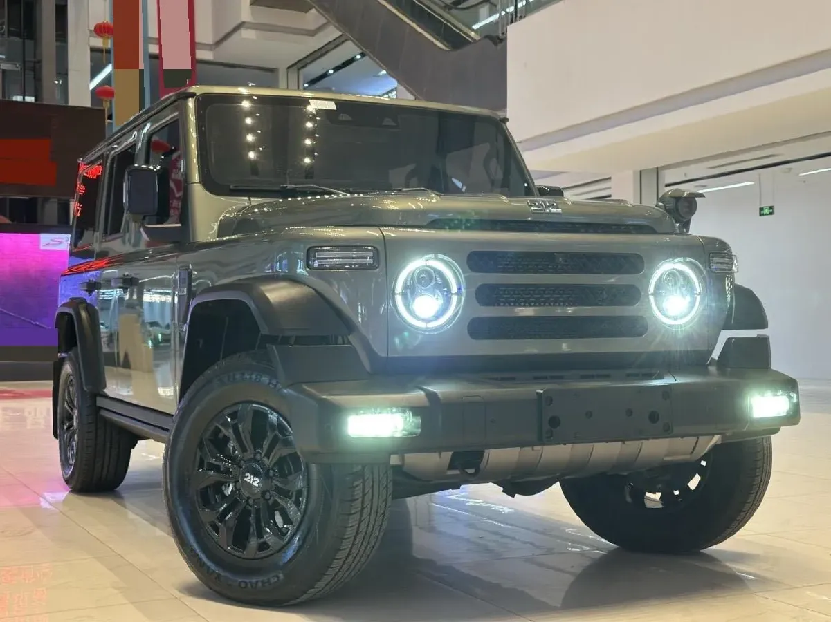 2024 212 212 T01 2.0T 252HP L4 8AT,autocango,china used car exporter,china ev exporter,chinese used car exporter,chinese used ev exporter