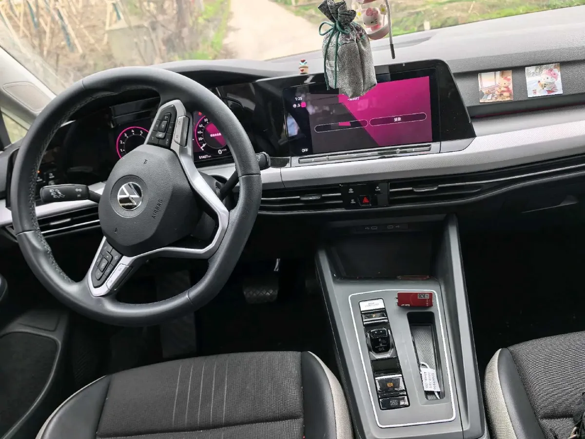 2021 Volkswagen Golf 1.4T 150HP L4 7DCT,autocango,china used car exporter,china ev exporter,chinese used car exporter,chinese used ev exporter