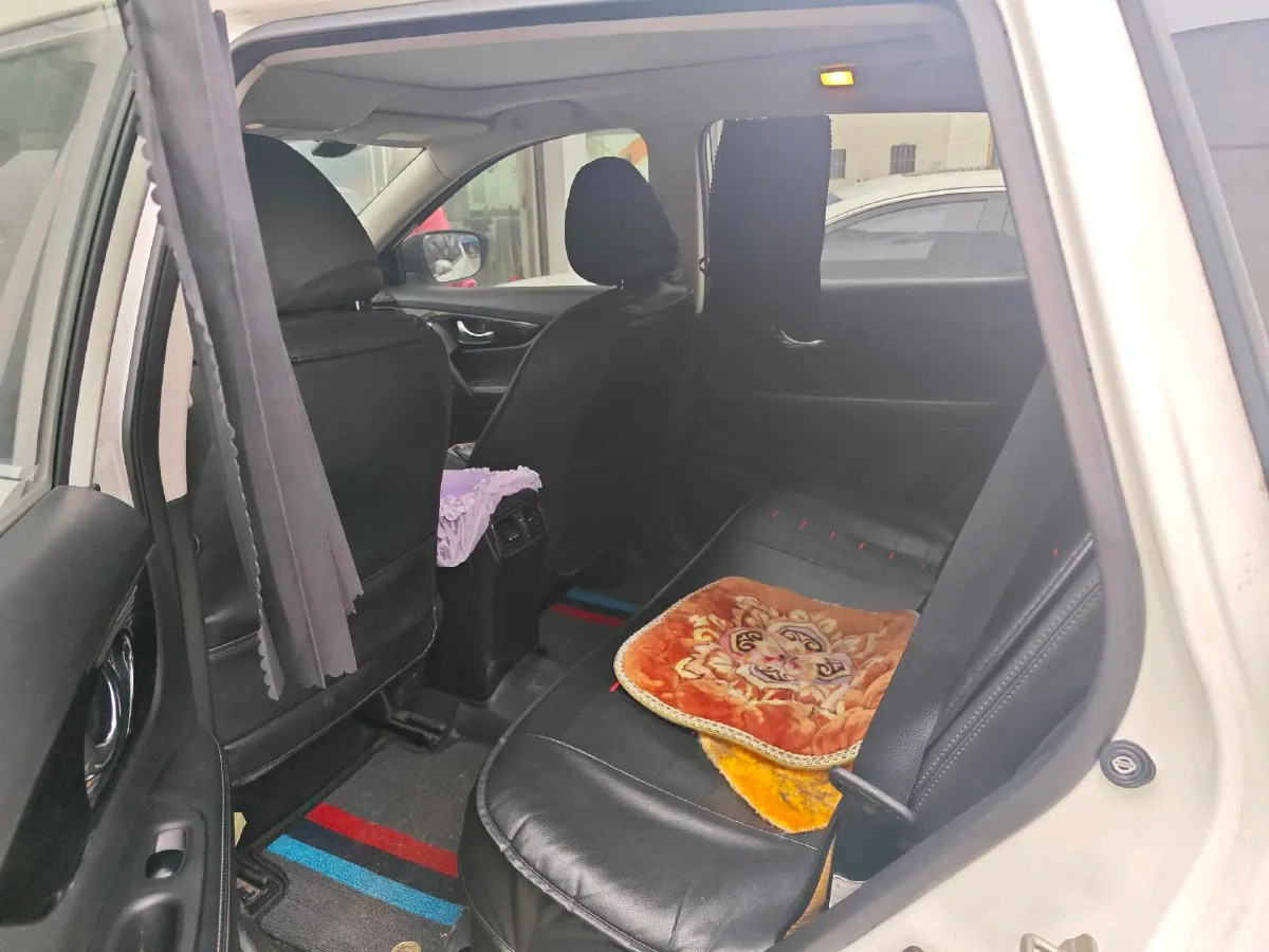 2020 Nissan X-Trail 2.0L 154HP L4 CVT,autocango,china used car exporter,china ev exporter,chinese used car exporter,chinese used ev exporter