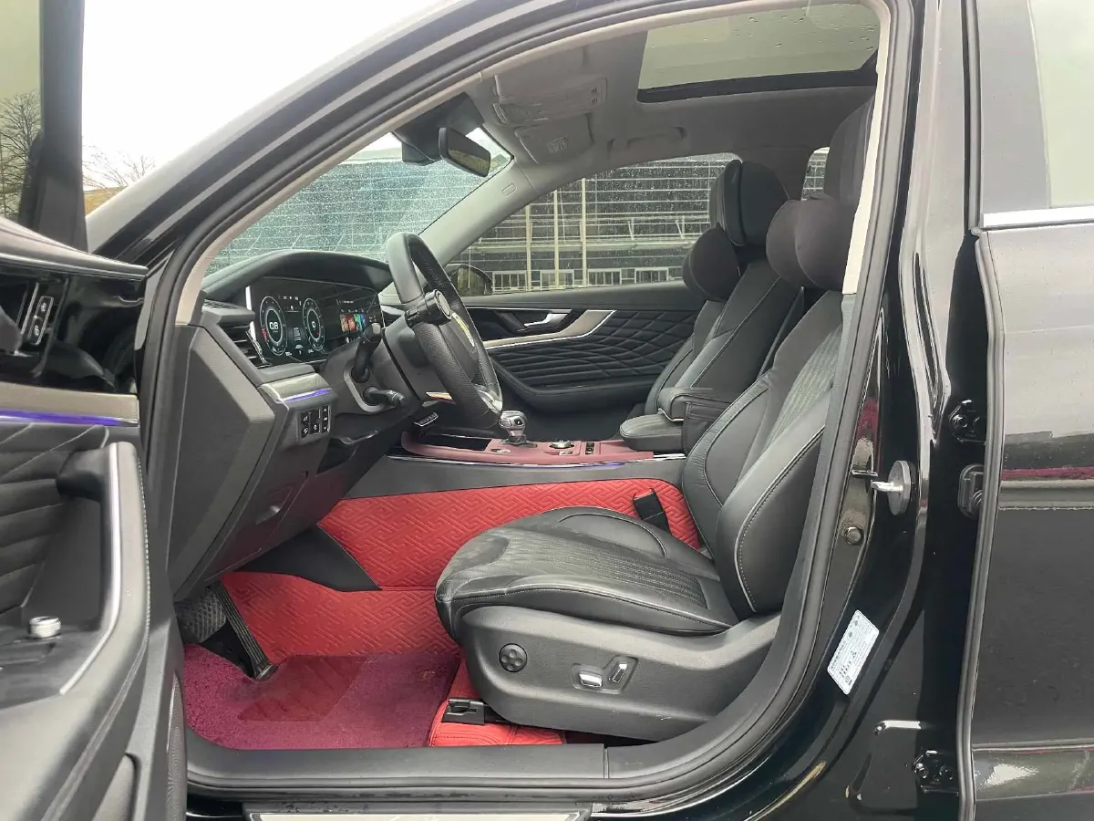 2022 HongQi HS5 2.0T 224HP L4 6AT,autocango,china used car exporter,china ev exporter,chinese used car exporter,chinese used ev exporter