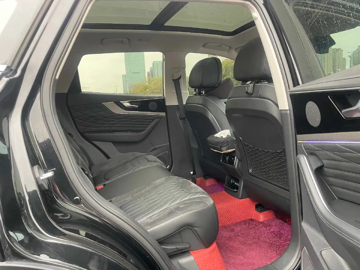 2022 HongQi HS5 2.0T 224HP L4 6AT,autocango,china used car exporter,china ev exporter,chinese used car exporter,chinese used ev exporter