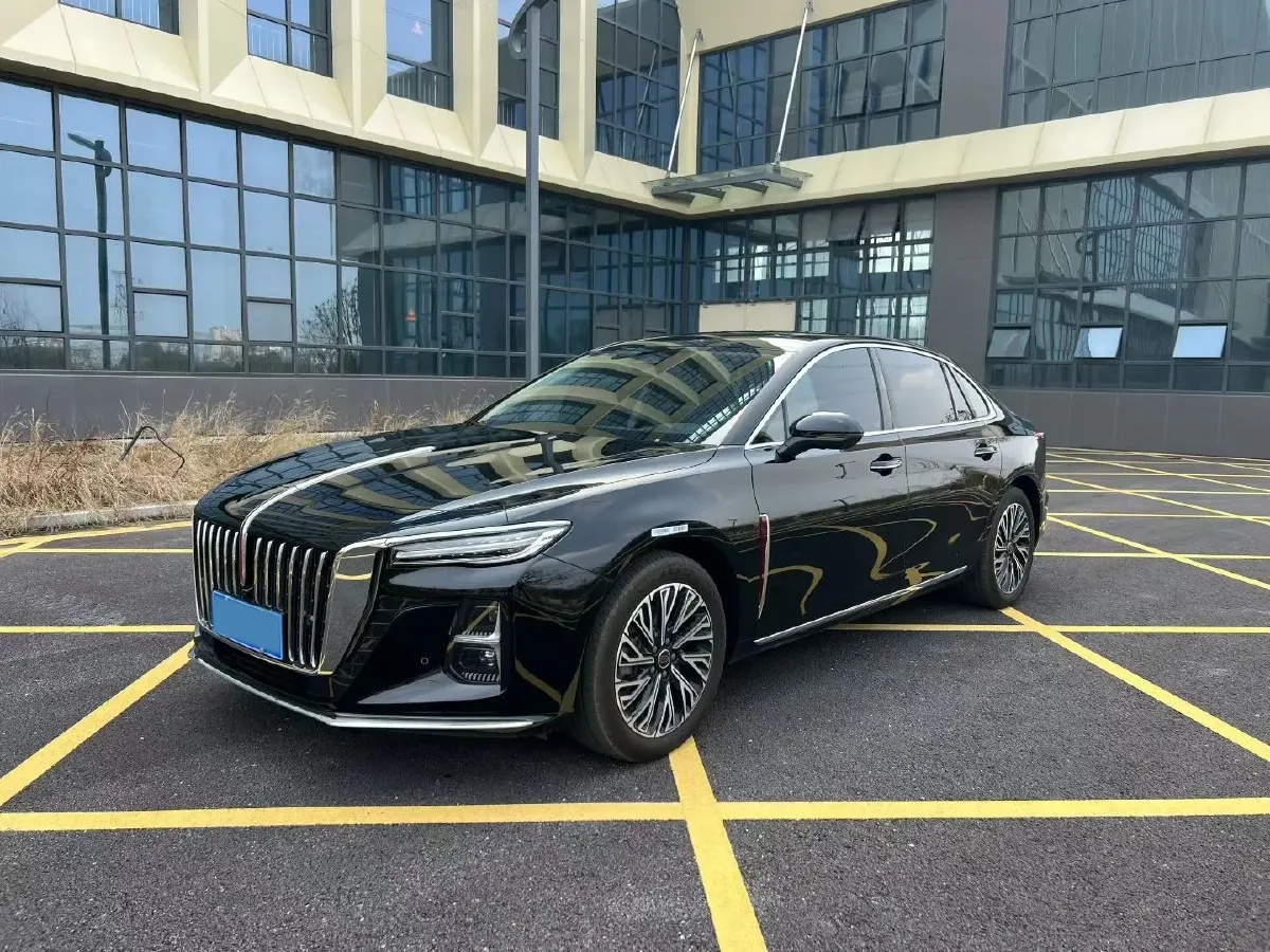 2025 HongQi H5 1.5T 169HP L4 1DHT Hybrid,autocango,china used car exporter,china ev exporter,chinese used car exporter,chinese used ev exporter